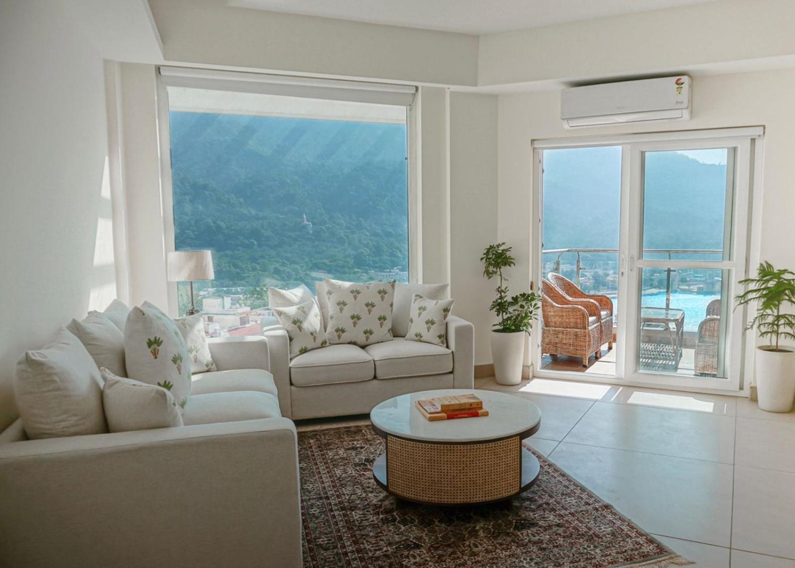 Golden Healing Journeys Homestay Ришикеш Экстерьер фото