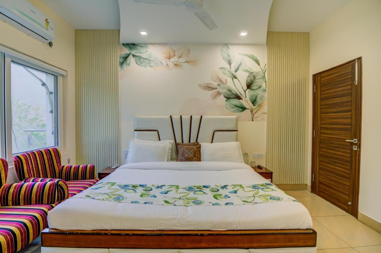 Golden Healing Journeys Homestay Ришикеш Экстерьер фото