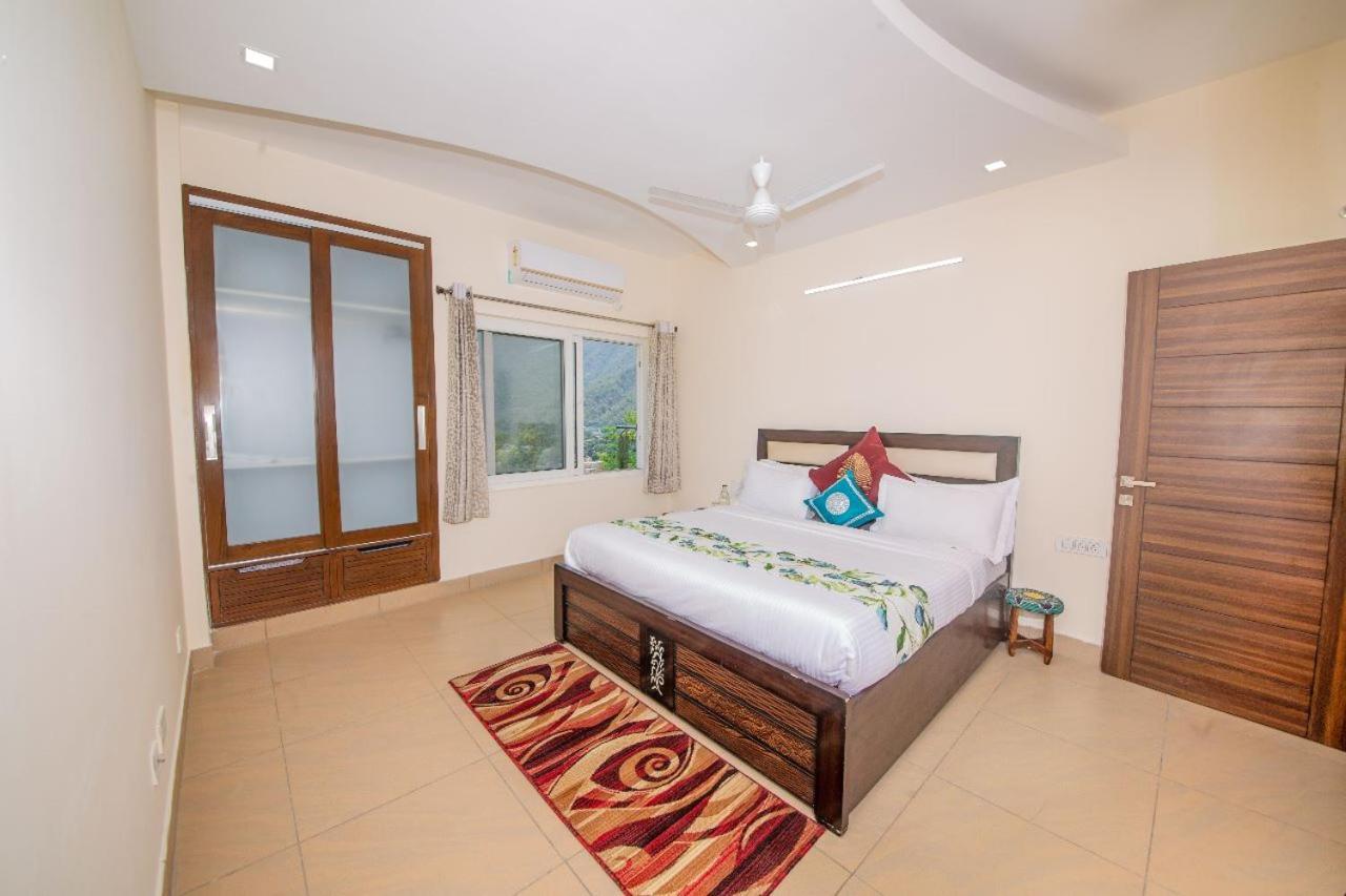 Golden Healing Journeys Homestay Ришикеш Экстерьер фото