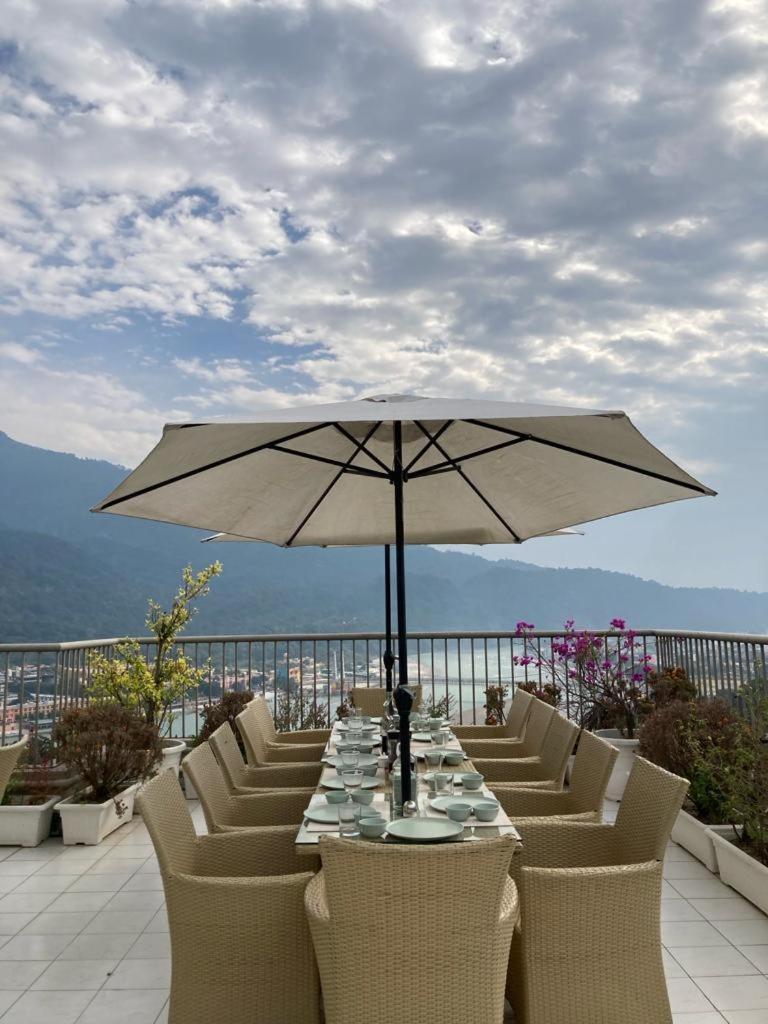 Golden Healing Journeys Homestay Ришикеш Экстерьер фото